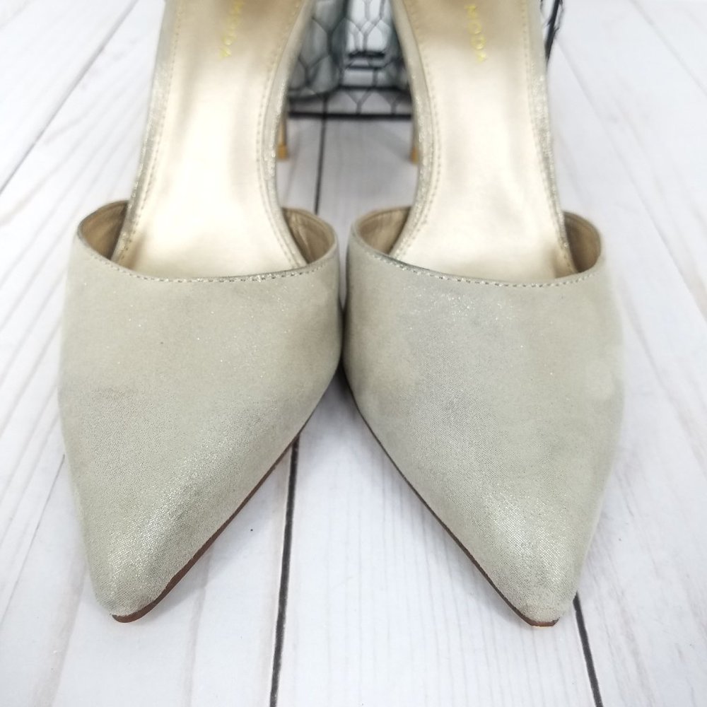 🔥SOLD🔥 Pelle Moda Kenley Shimmer Suede Ankle Strap Pump - Picture 5 of 8